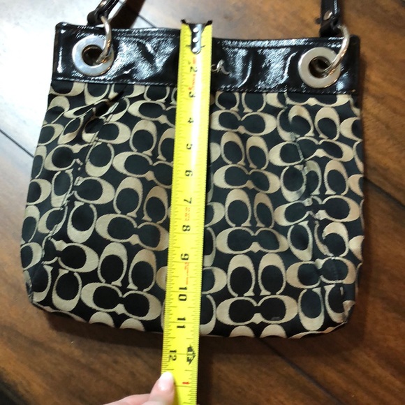 Coach Medium Hobo - Picture 5 of 8